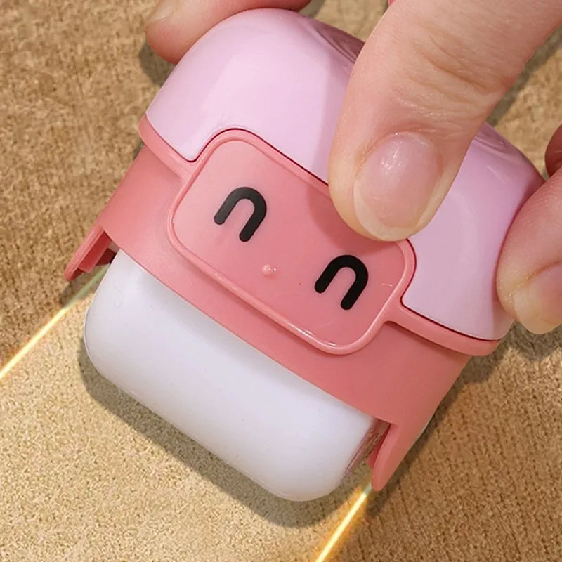 GleamLint™ Fabric & Carpet Hair Cleaner